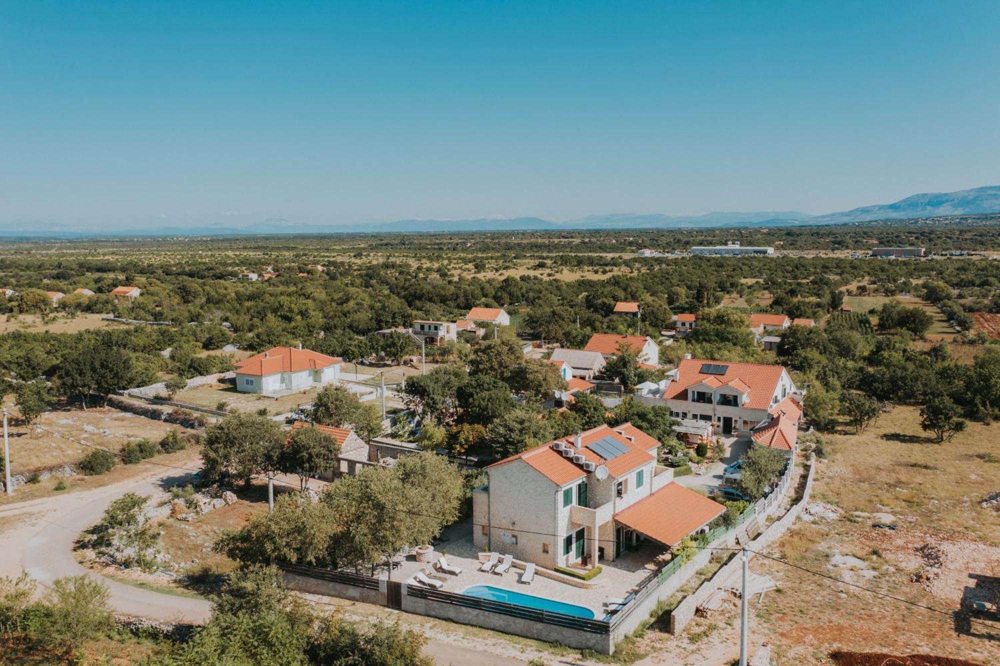 Kalpic Suites & Villa Lozovac Buitenkant foto